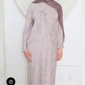 Floral 2piece dress. Summer/spring. Small.Long sleeve. Lavender. Modest maxi Eid